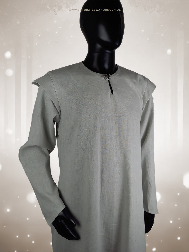 Eldril Leinen Robe